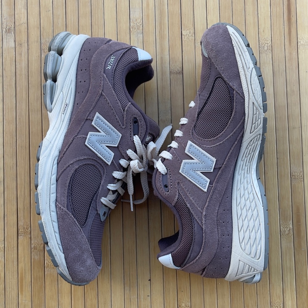 New Balance 2002R “Black Fig”